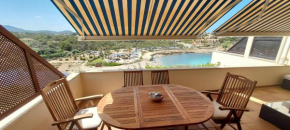 Beach view apartment of 87 m2, big terrace